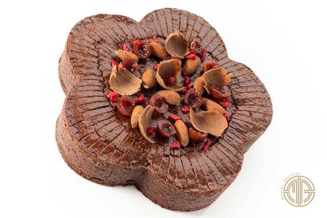 Modern Pastries by Manuel Bouillet 