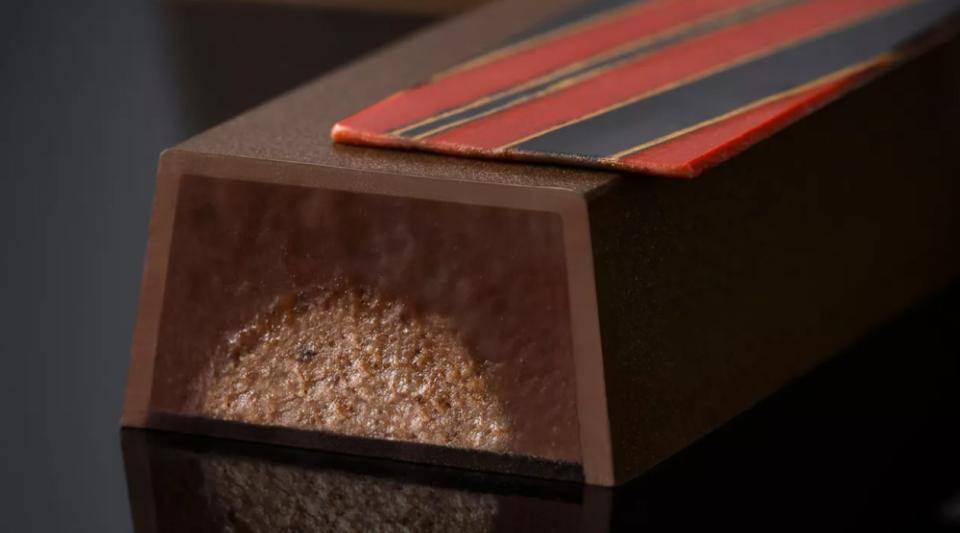 A well balanced confection from Melissa Coppel