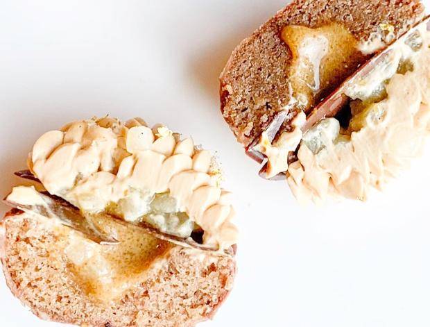 pear petit gateau