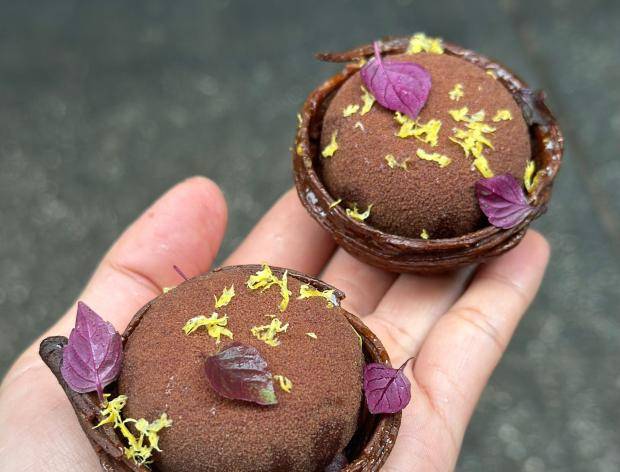  fleur de cao, kalamata praline and marcona croissant tart