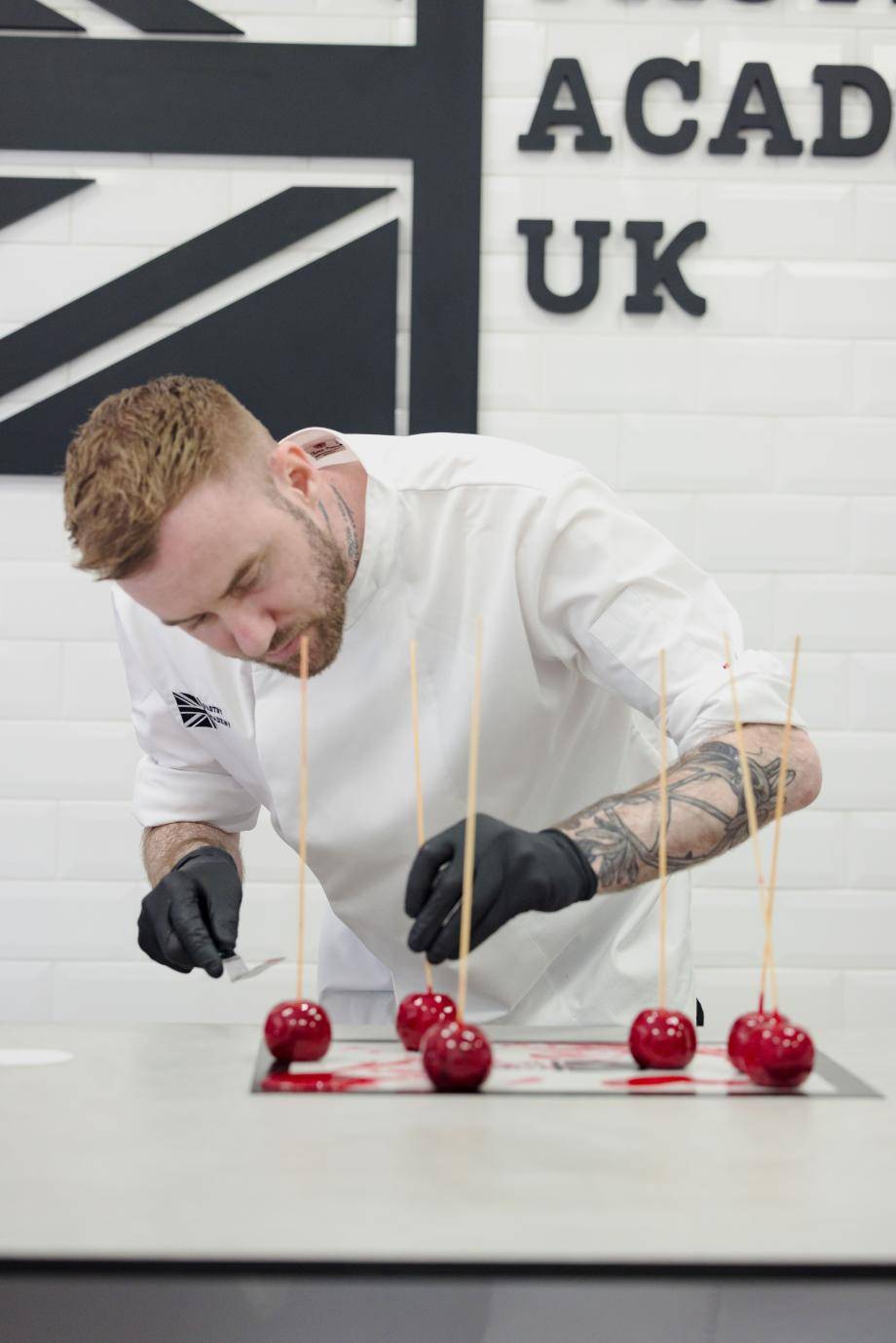 Trendy Pastry - Lifelike Fruits by Damien Wager