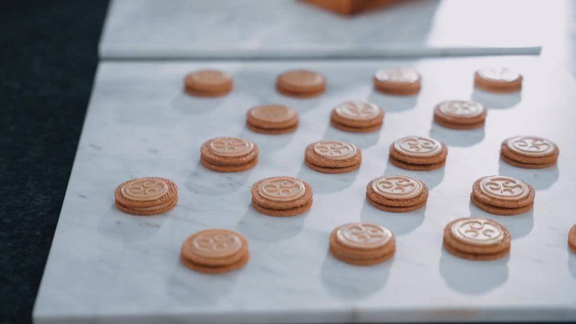 Golden Biscuit