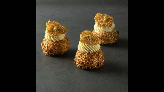 Gold Florentine Choux